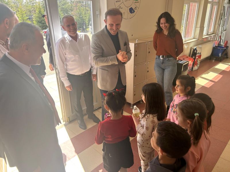 Kaymakamımız Sayın Aydın YANIK, Çakmak Şehit Polis Zafer MAT İlkokulu’nu ziyaret etti.