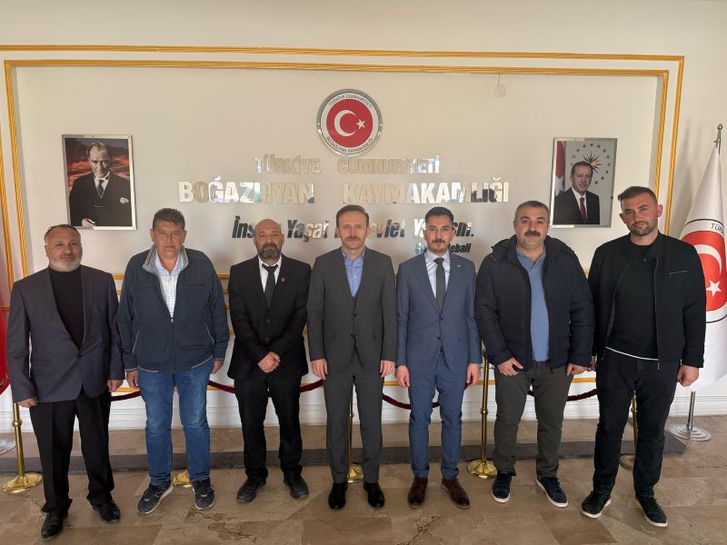 Yeniden Refah Partisi Boğazlıyan İlçe Başkanı Av. Burak YILMAZ ve yönetim kurulu Kaymakamımız Sayın Aydın YANIK’ı ziyaret etti.